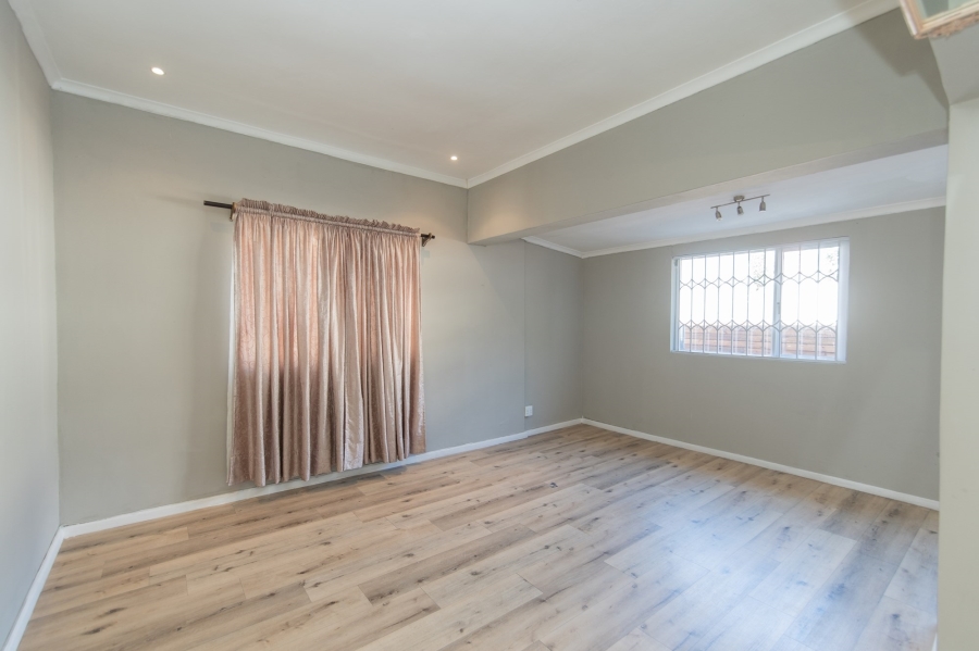 4 Bedroom Property for Sale in Richmond Hill Eastern Cape